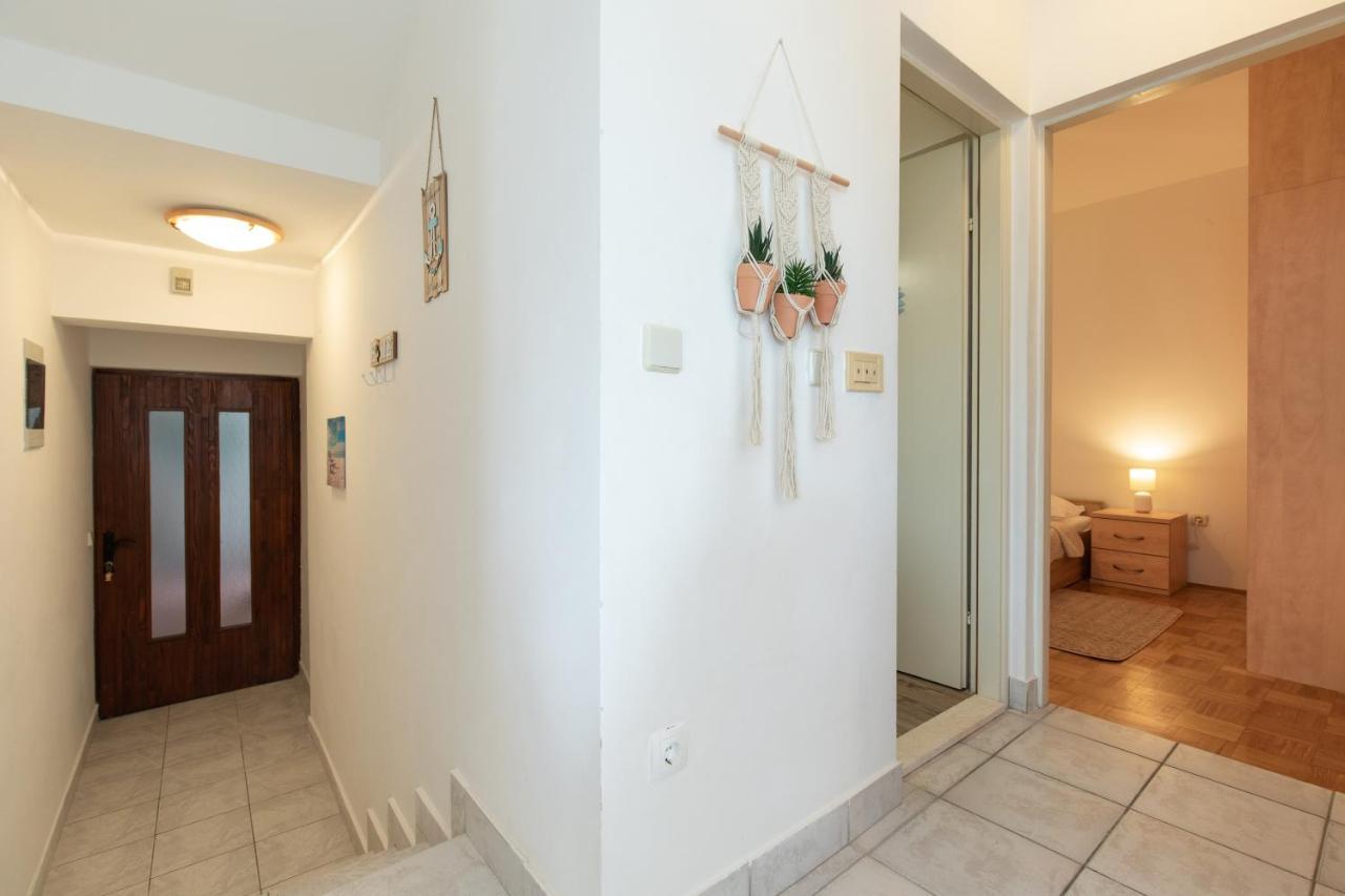 Apartment Laura Punat Eksteriør bilde